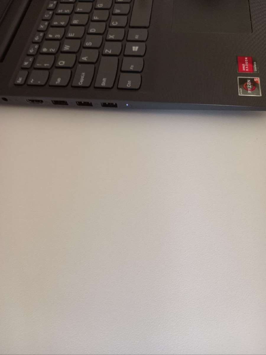 Lenovo V15 ADA AMD Ryzen 5 3500U | 8GB RAM | 256GB Nvme