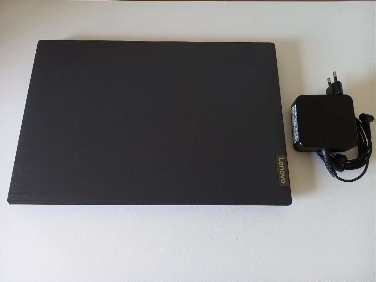 Lenovo V15 ADA AMD Ryzen 5 3500U | 8GB RAM | 256GB Nvme