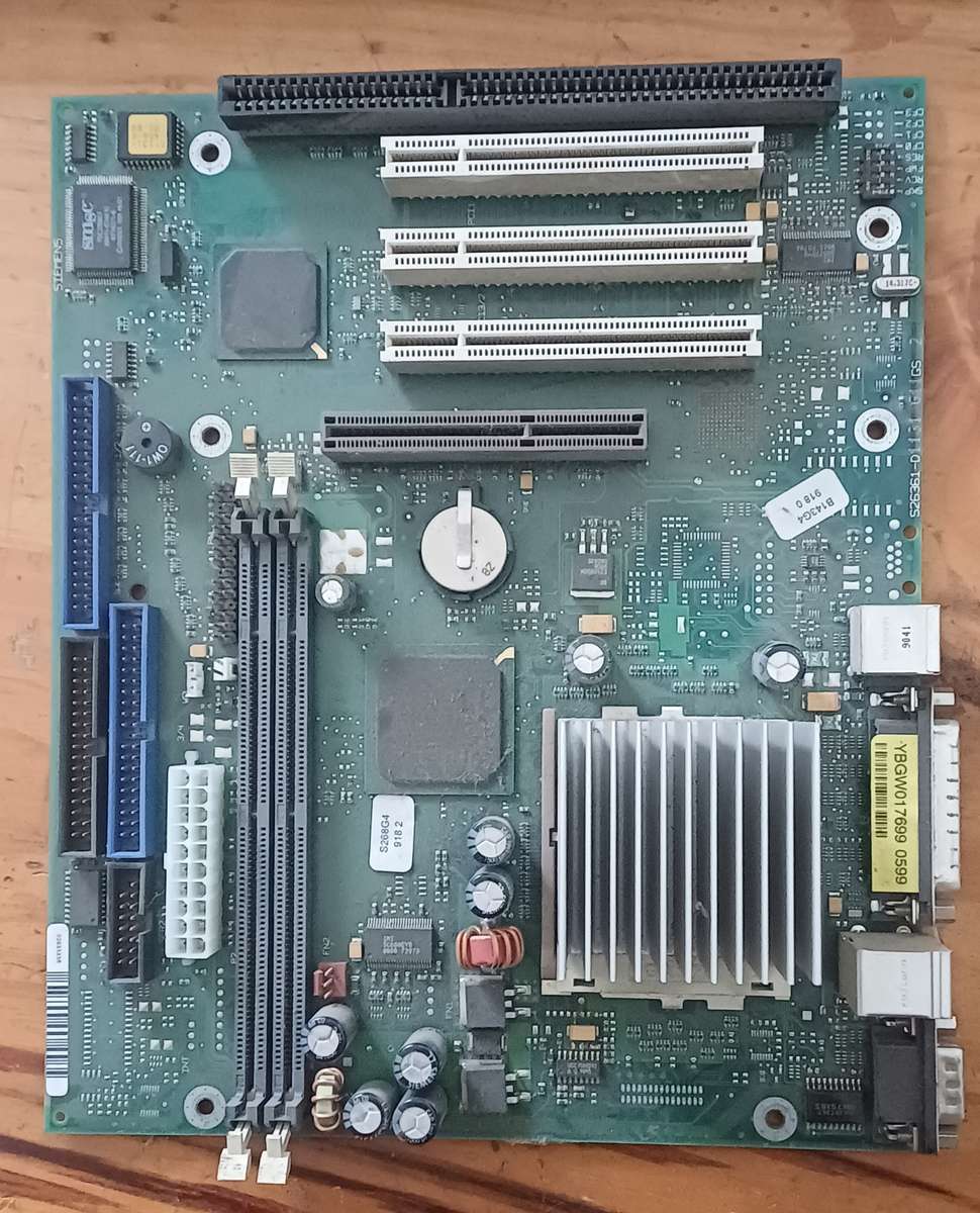 COMPUTER MOTHERBOARDS X 4