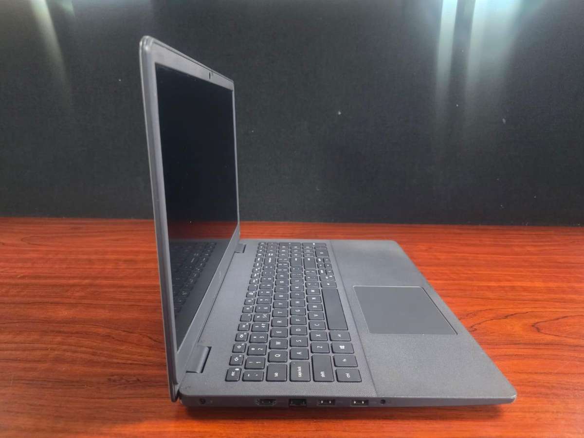 Dell Vostro 3500 i3