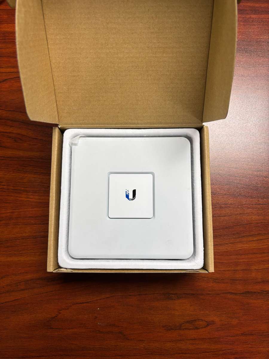 Ubiquiti Enterprise Gateway Router
