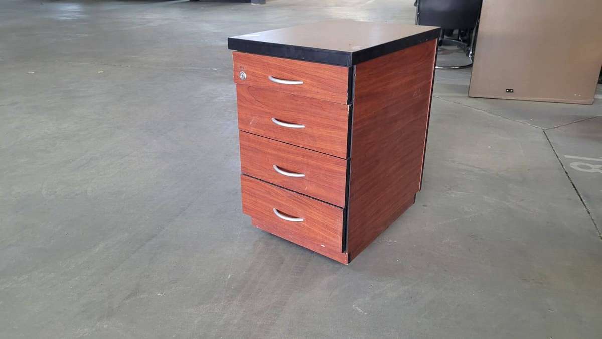 Drawer Units (on wheels)