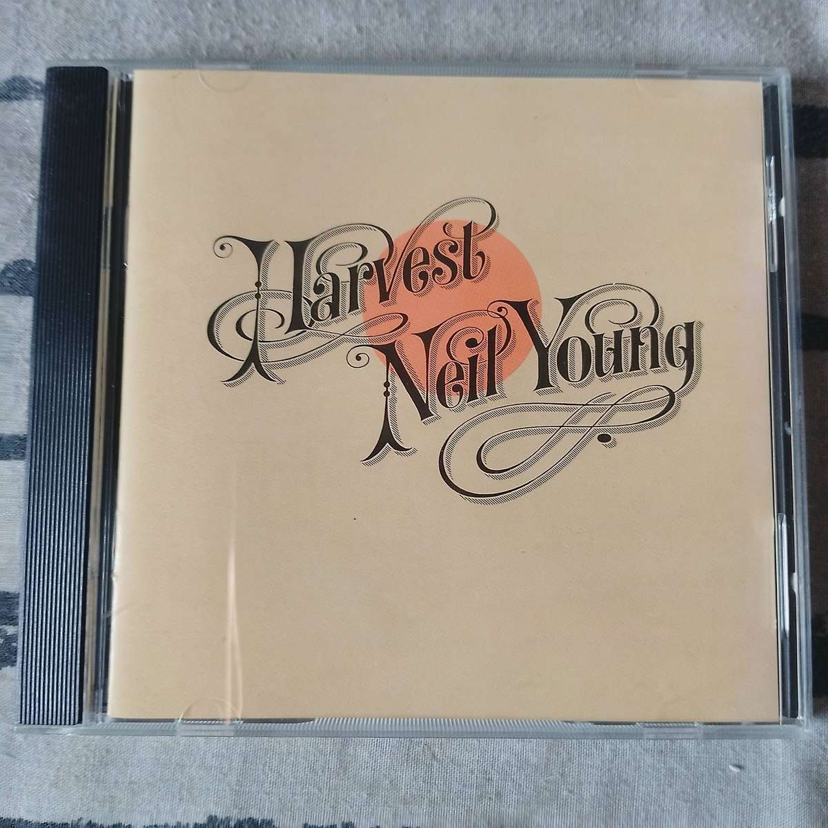 NEIL YOUNG Harvest CD [G Box 23]
