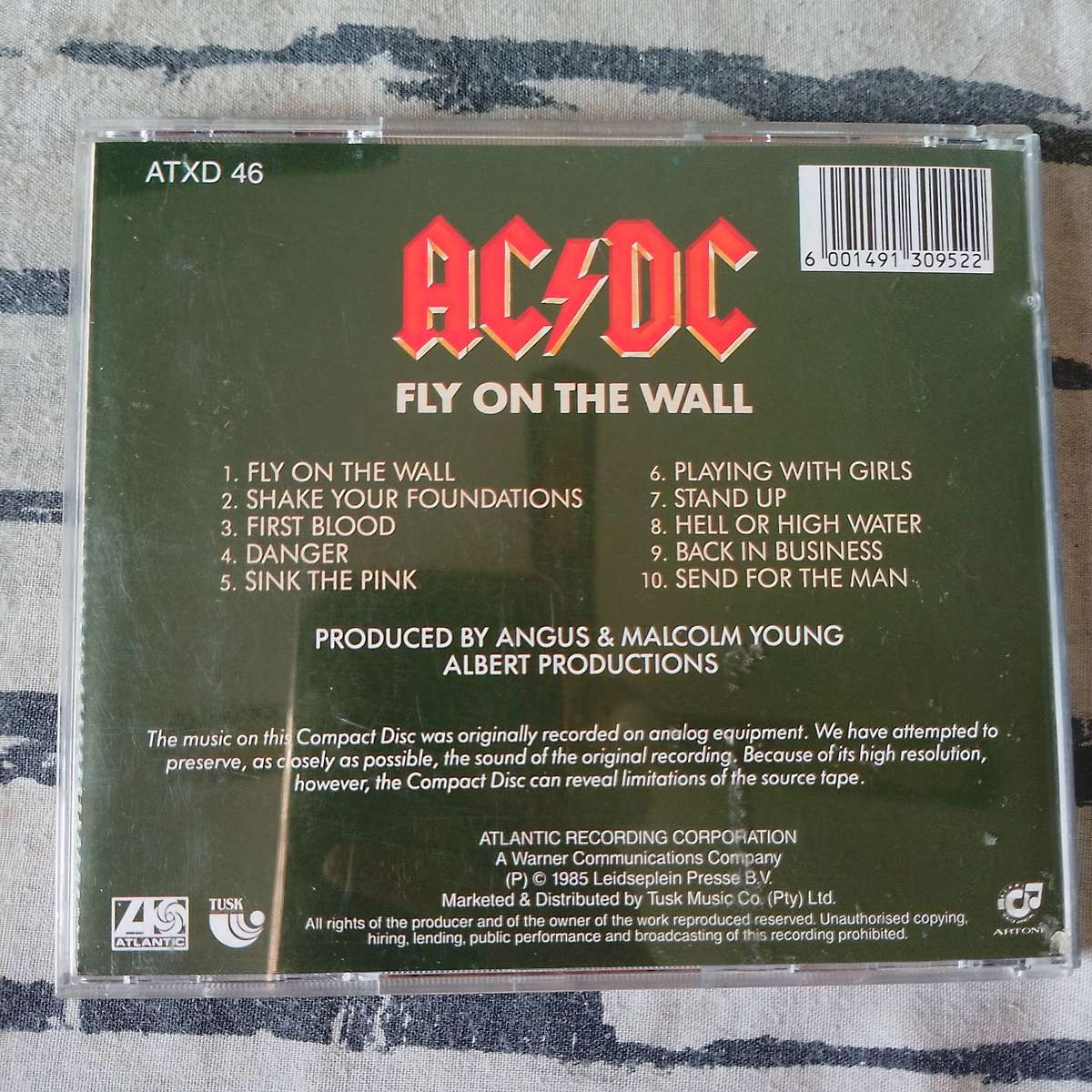 AC/DC Fly on the Wall CD [Z Box 2]