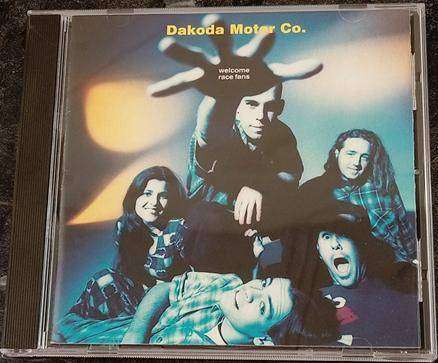 DAKODA MOTOR CO. WELCOME RACE FANS CD [G Box 7]