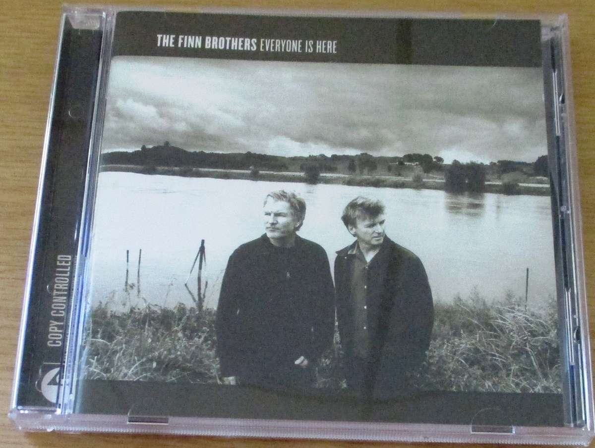 THE FINN BROTHERS Everyone is Here CD [Gx22]