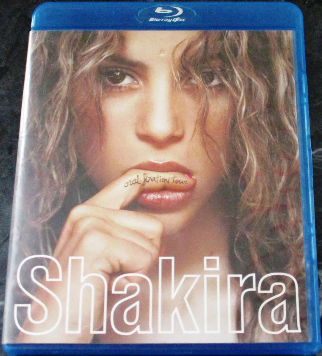 SHAKIRA Oral Fixation Tour BLU RAY + CD