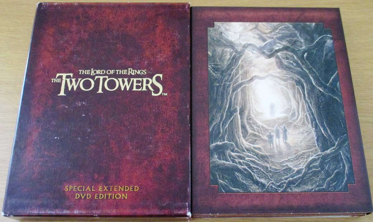 THE LORD OF THE RINGS The Two Towers Special Edition 4xDVD BOX SET [Box Set Shelf]