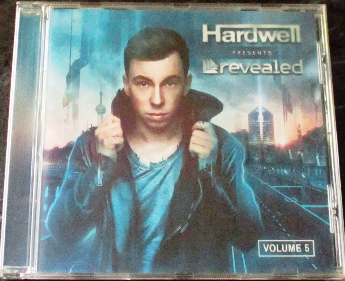 HARDWELL presents REVEALED Volume 5 CD [G X 40]