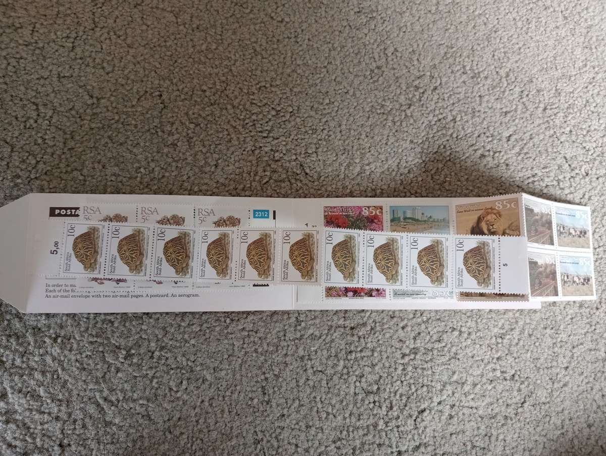 RSA-1993 VERY SCARCE TOURISIM BOOKLETS WITH ADDED PANES+ STICKERS-SEE BELOW