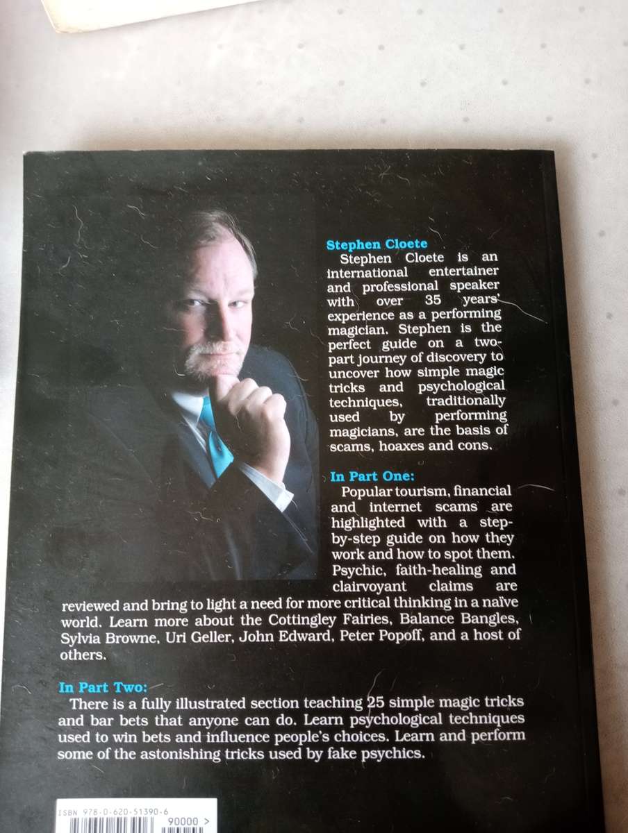 SIGNED BOOKS ON AUCTION  SOME SCARCE !!   READ BELOW  " SCAM`S AND MORE SCAM`S !! MUST READ    "