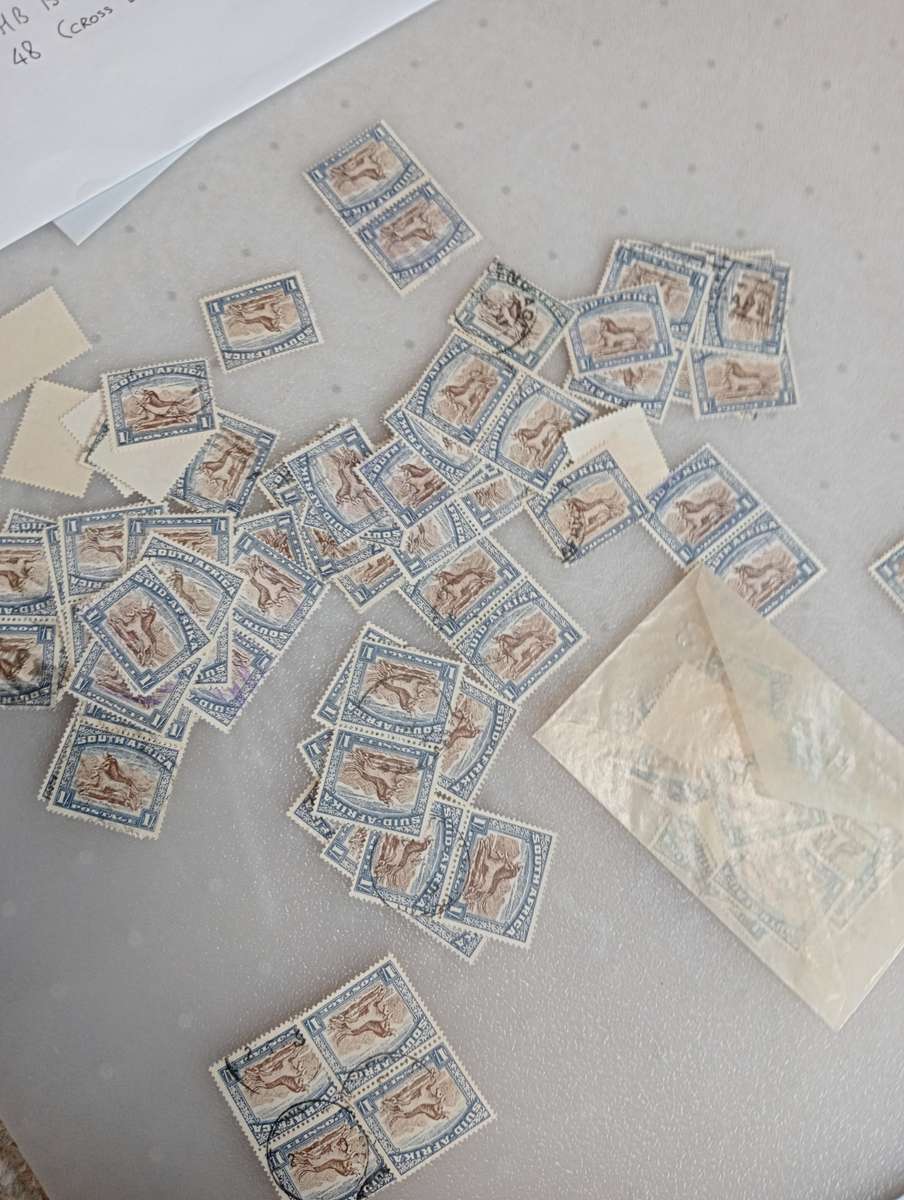 LOVELY-DEFINITIVE UNION COLLECTION MOST PAIRS,SOME BLOCKS-GREAT STUDY LOT-SEE BELOW 1000`S