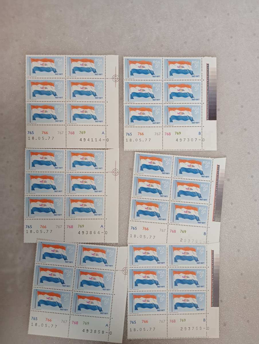 RSA-SUPERB BUNCH OF CONTROLS SOME COLOUR SHIFTS AND MORE ALL UMM-SEE BELOW