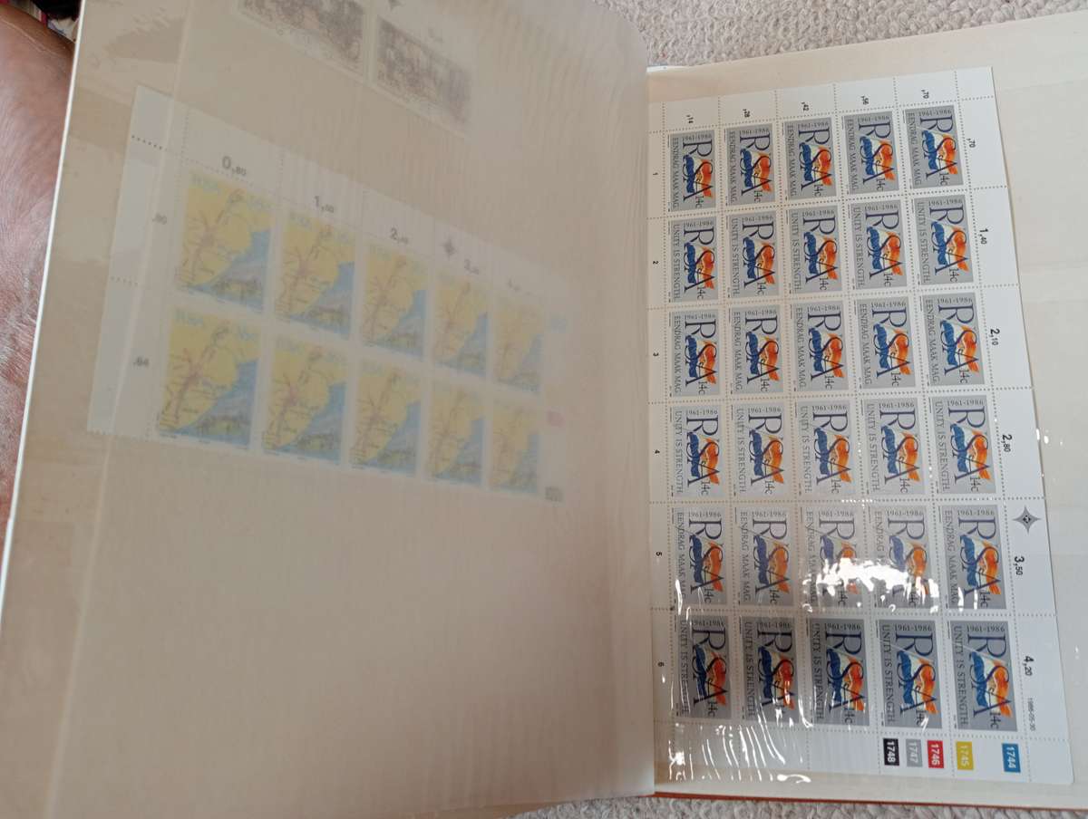 RSA-VERY USEFUL STOCK BOOK WITH MANY FULL SHEETS AND BLOCKS-HIGH VALUE LOT !!