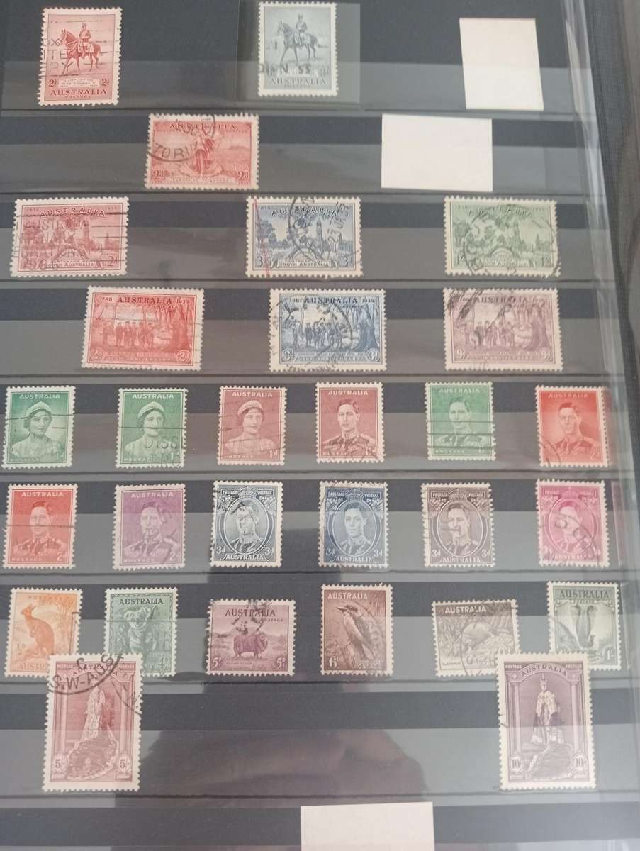 AUSTRALIA-CLEAN STOCK BOOK WITH GOOD EARLY HEADS ETC-SEE BELOW-NOT ALL SHOWN !!