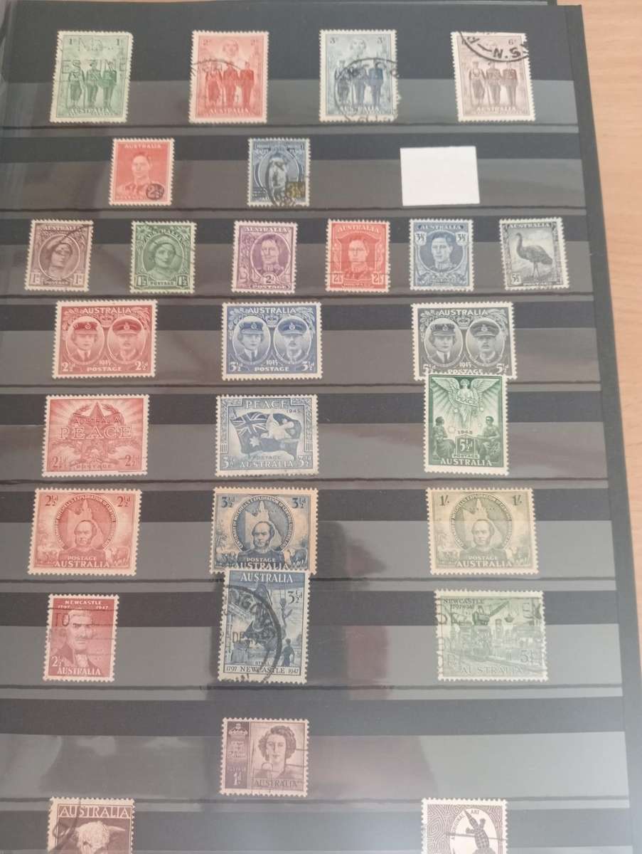 AUSTRALIA-CLEAN STOCK BOOK WITH GOOD EARLY HEADS ETC-SEE BELOW-NOT ALL SHOWN !!