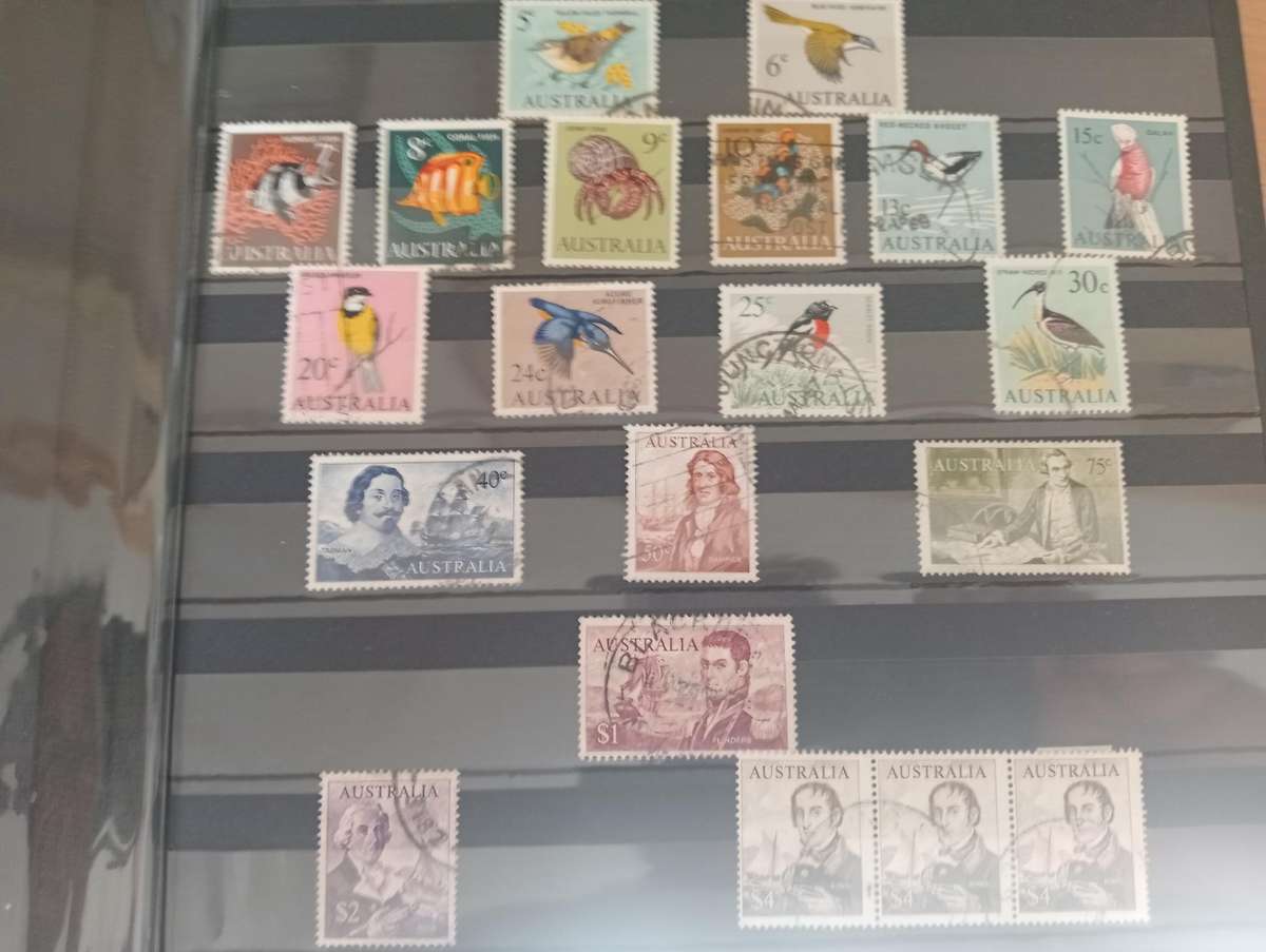 AUSTRALIA-CLEAN STOCK BOOK WITH GOOD EARLY HEADS ETC-SEE BELOW-NOT ALL SHOWN !!