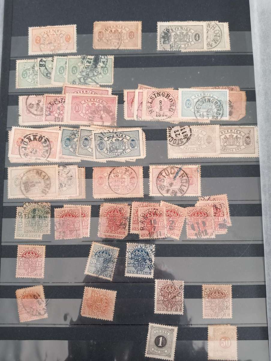 Sweden stock book with many early valuable lots
