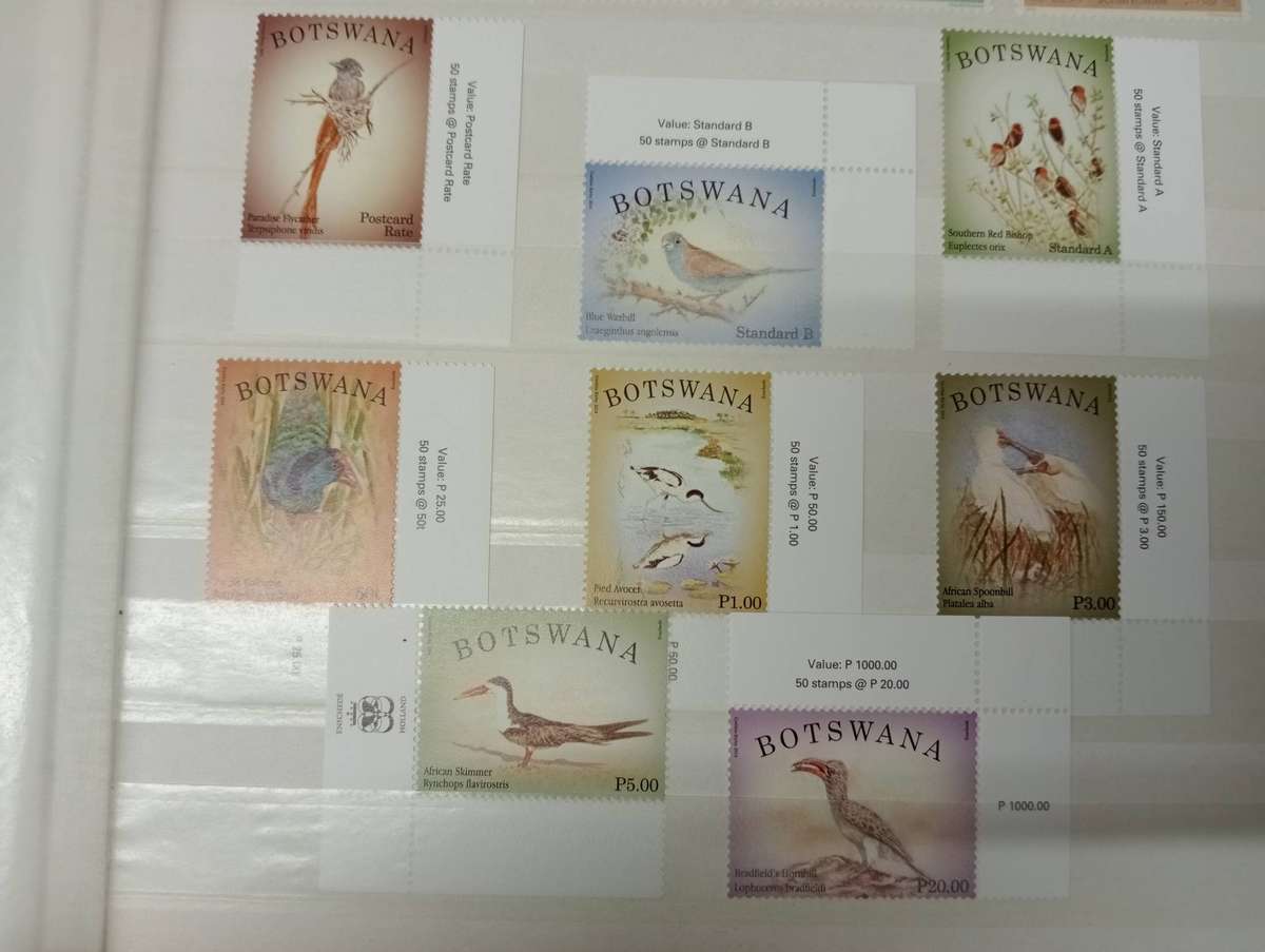 BIRDS   SCARCE SUPERB umm  set