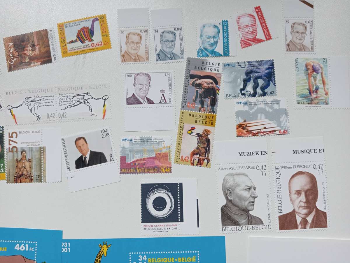 BELGIUM-VERY SCARCE  500 GBP     MODERN 2001/3 SETS MINI SHEETS AND MORE ALL UMM-DRAG DOWN MANY LOTS