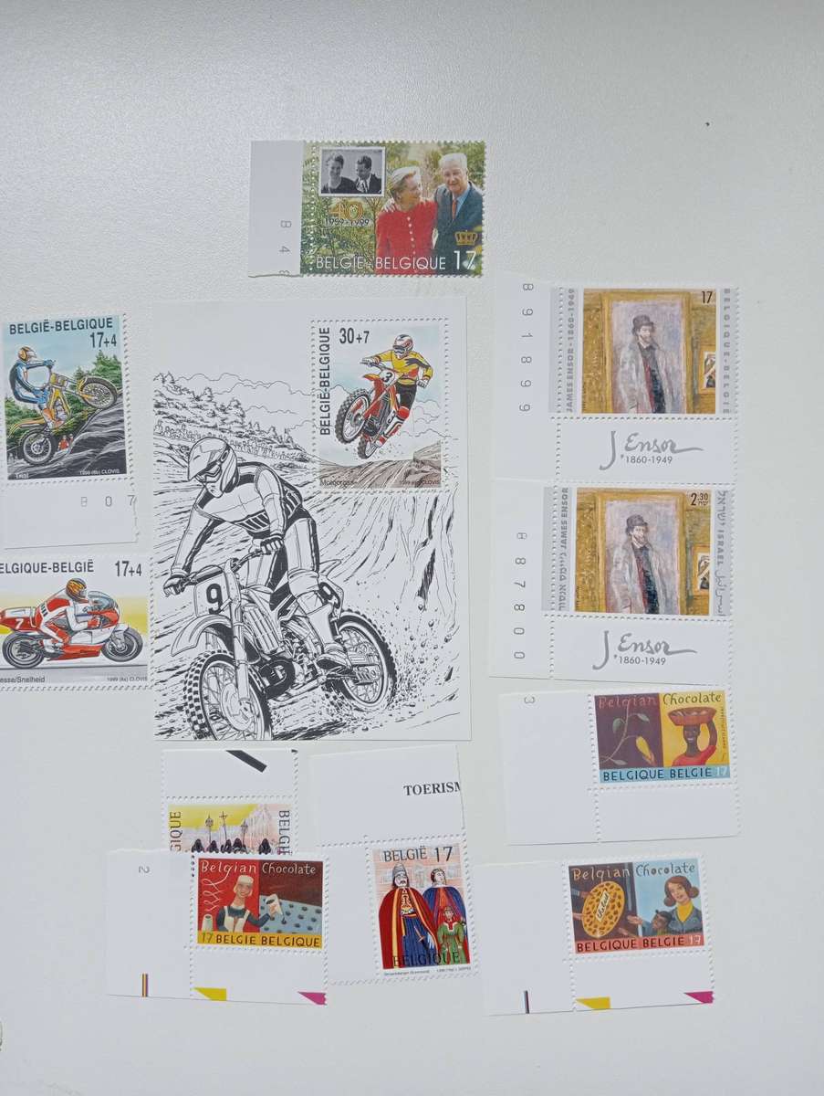 BELGIUM-VERY SCARCE  500 GBP     MODERN 2001/3 SETS MINI SHEETS AND MORE ALL UMM-DRAG DOWN MANY LOTS