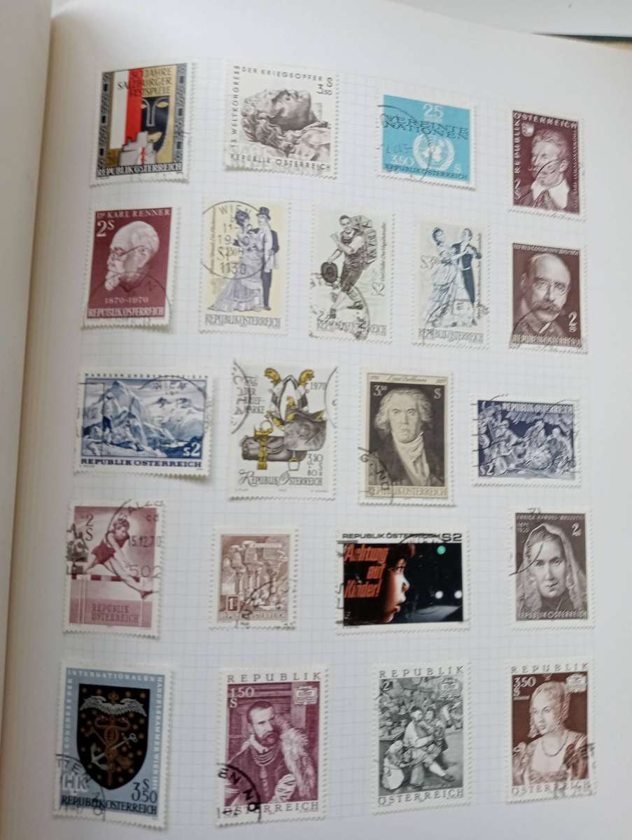 AUSTRIA-VALUABLE RUN-mini sheets included-must scroll down to see all