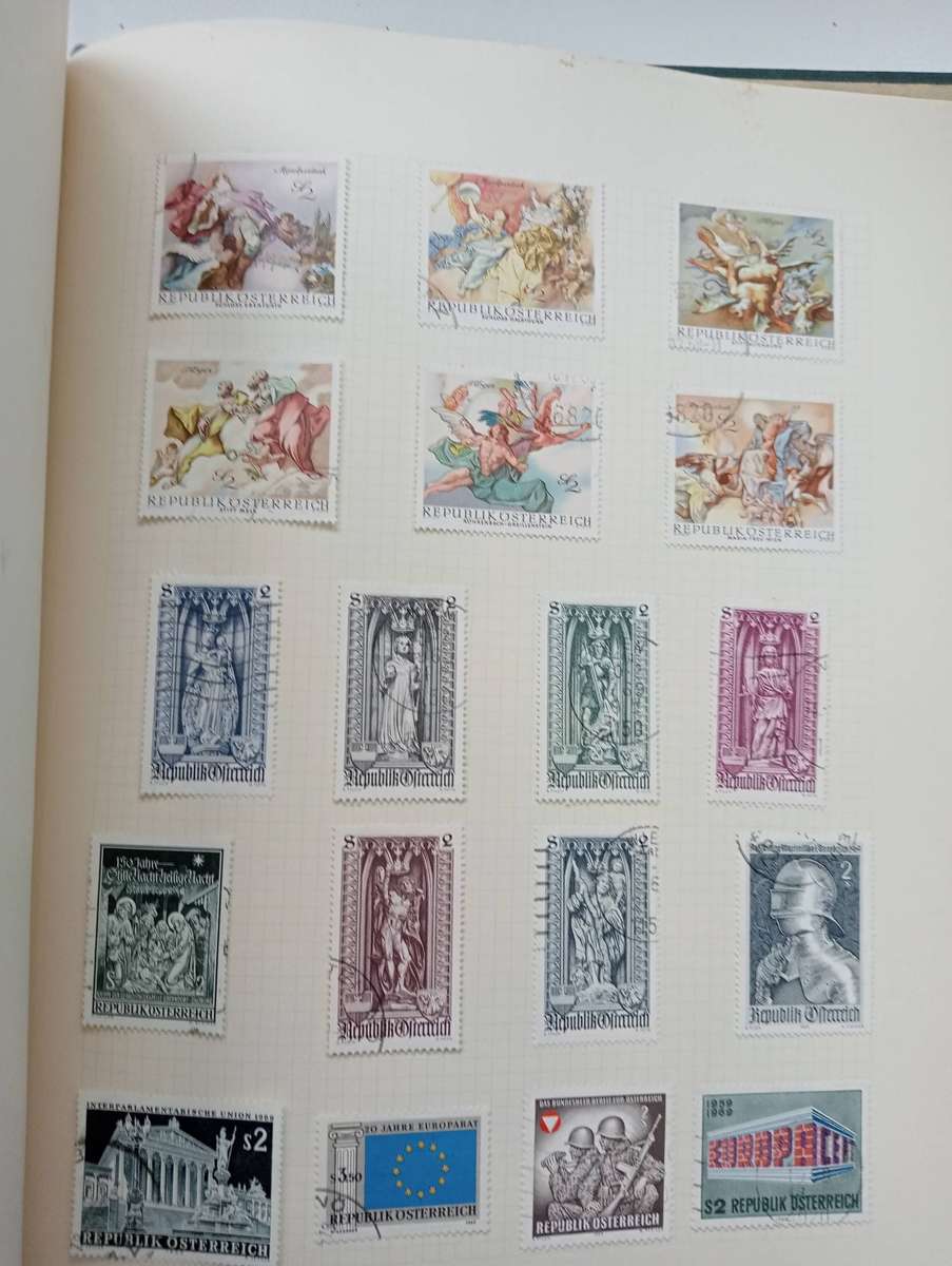 AUSTRIA-VALUABLE RUN-mini sheets included-must scroll down to see all