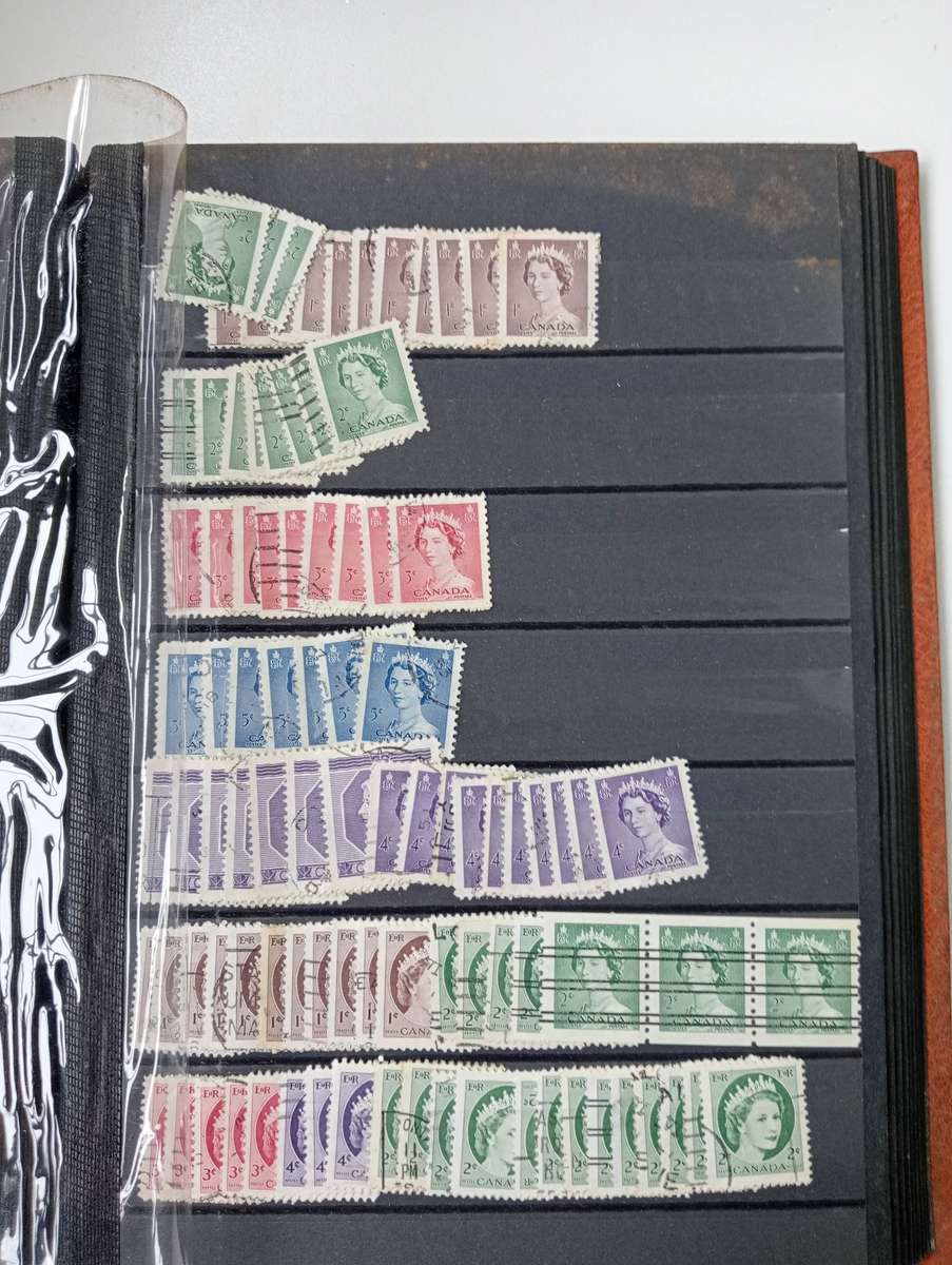 CANADA-POWERFUL COLLECTION JAMMED FULL IN ORDER QV-RECENT-FAT STOCK BOOK,many DOLLAR values