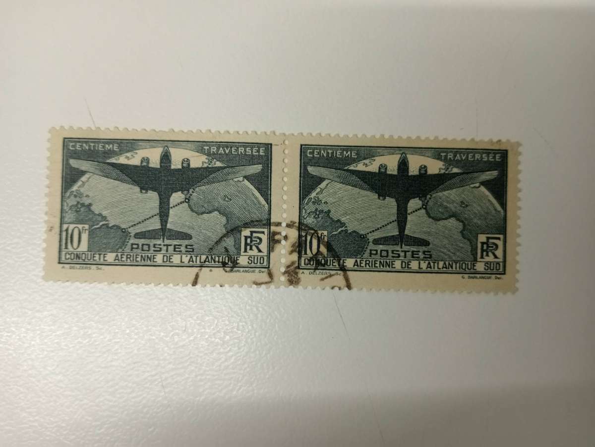 FRANCE-VERY SCARCE R8350.00   AIR PAIR SG554