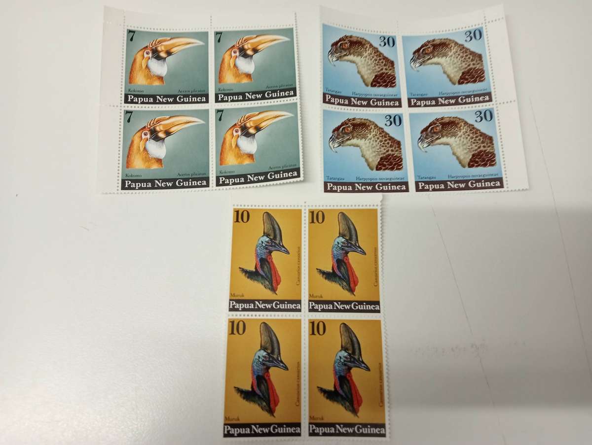 PAPUA NEW GUINEA-BIRDS IN BLOCKS UMM