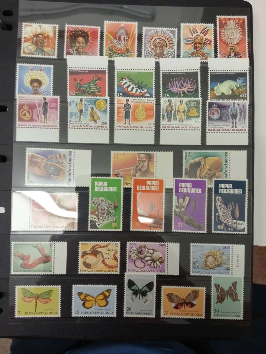 PAPUA NEW GUINEA-LOVELY COLLECTION CONTROLS AND MUCH MORE UMM odd minor light tone.12 FULL PAGES