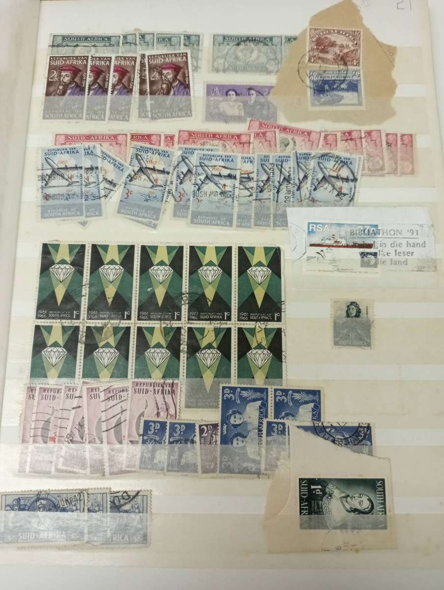 STOCK BOOK WITH A WORLD MIX