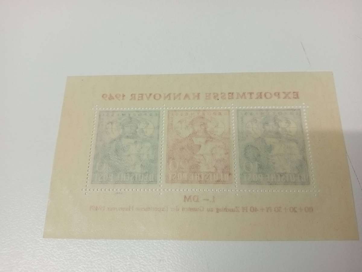 GERMANY-VERY SCARCE  R2830.00  UMM MINI SHEET