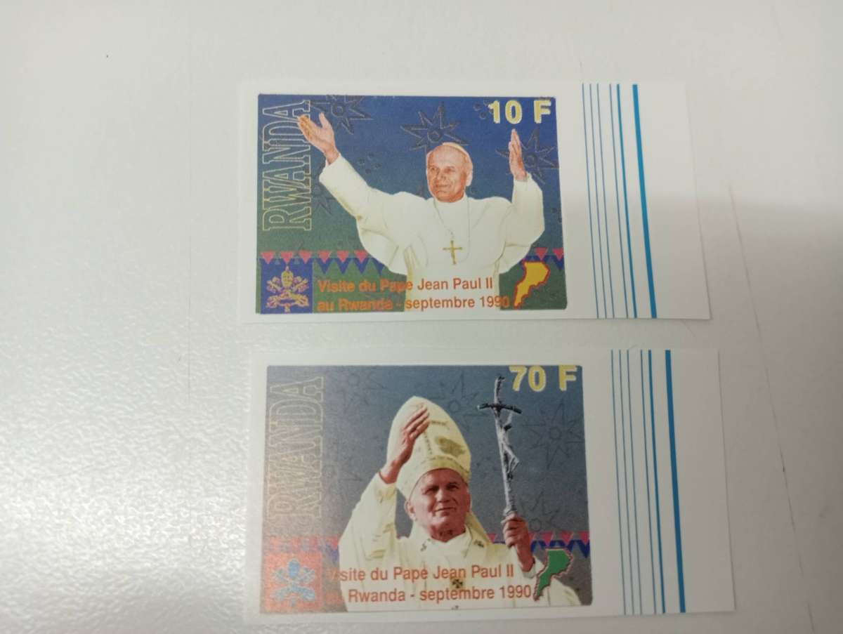 RWANDA-VERY SCARCE POPE  SET ALL UMM " IMPERF "