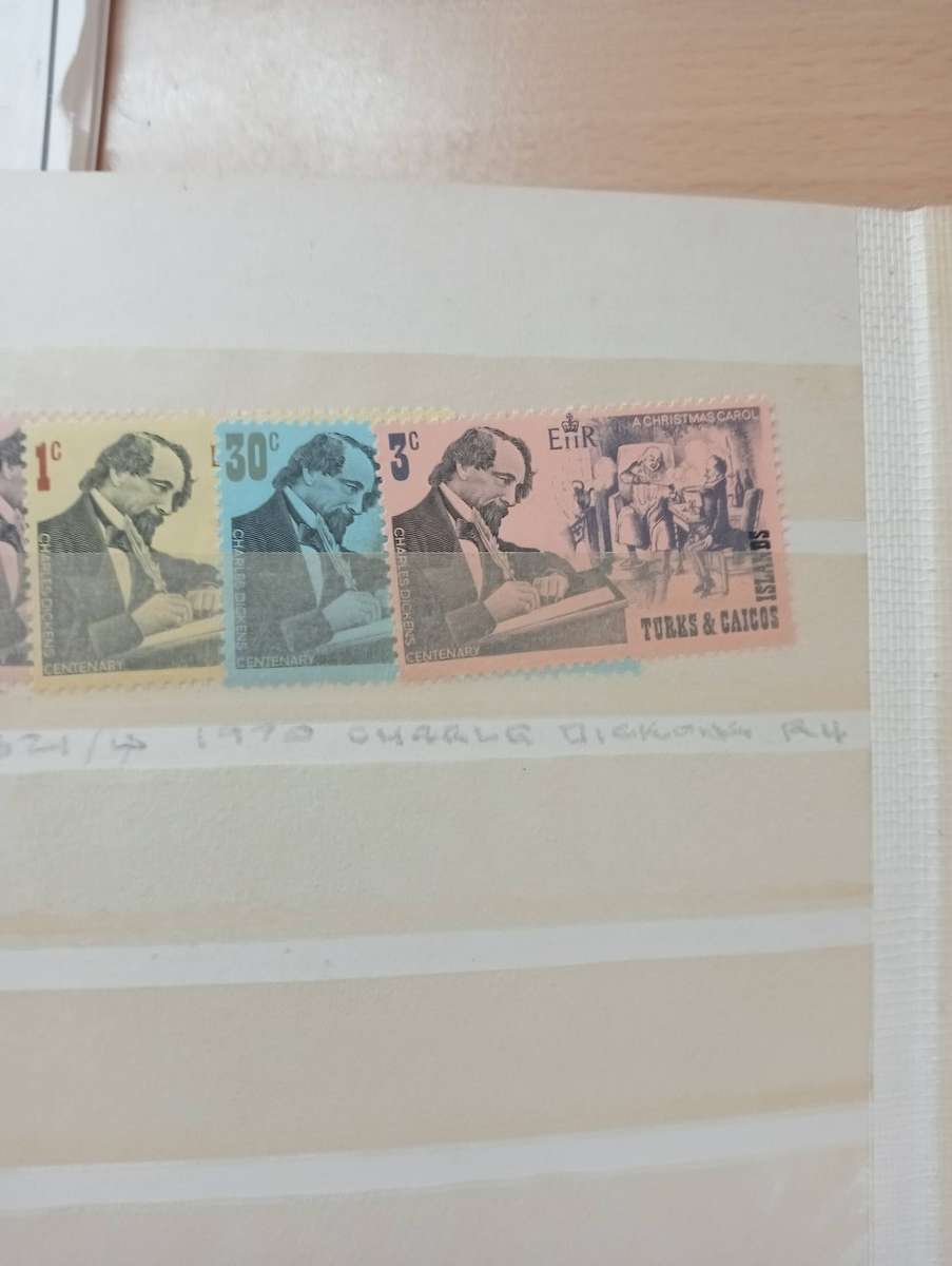 SMALL STOCK BOOK WITH UMM  THEMATIC SETS