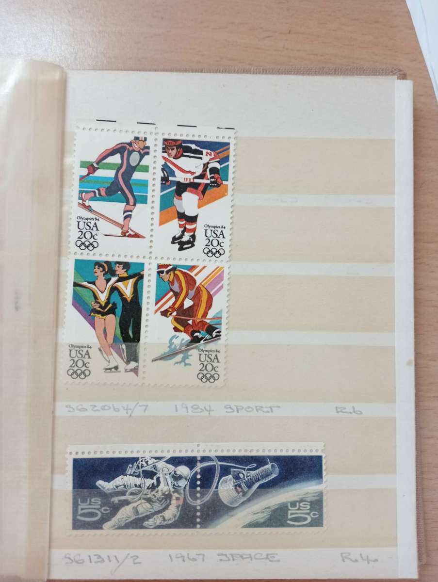 SMALL STOCK BOOK WITH UMM  THEMATIC SETS