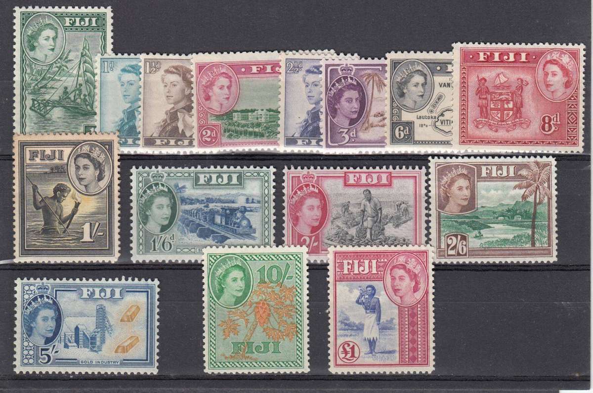 FIJI- QEII FIRST SET R2160.00   MANY UMM including Pound
