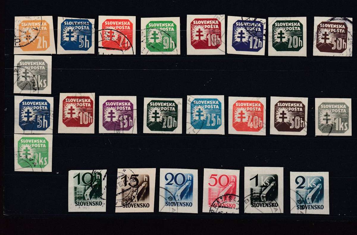 SLOVAKIA-Newspaper issues with watermarks