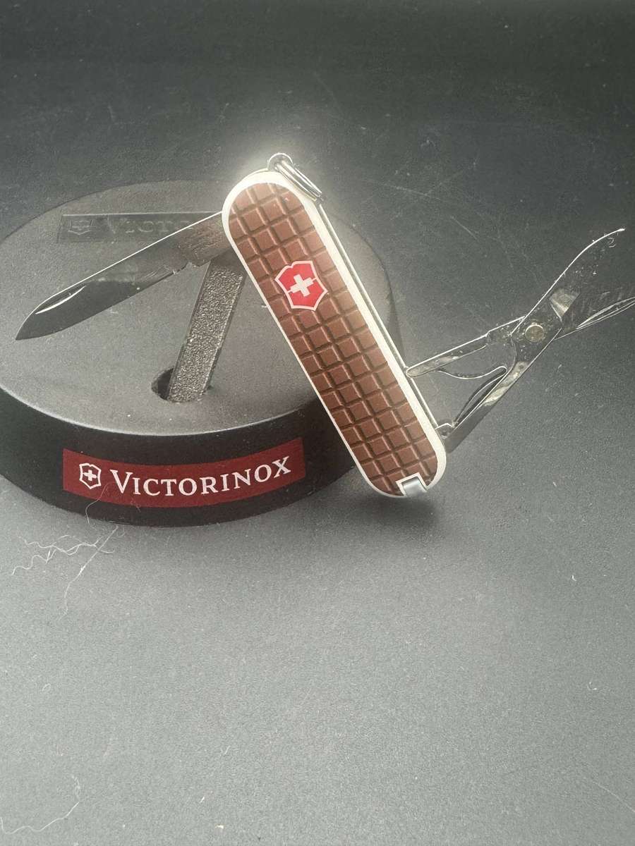 Victorinox Classic SD -Chocolate