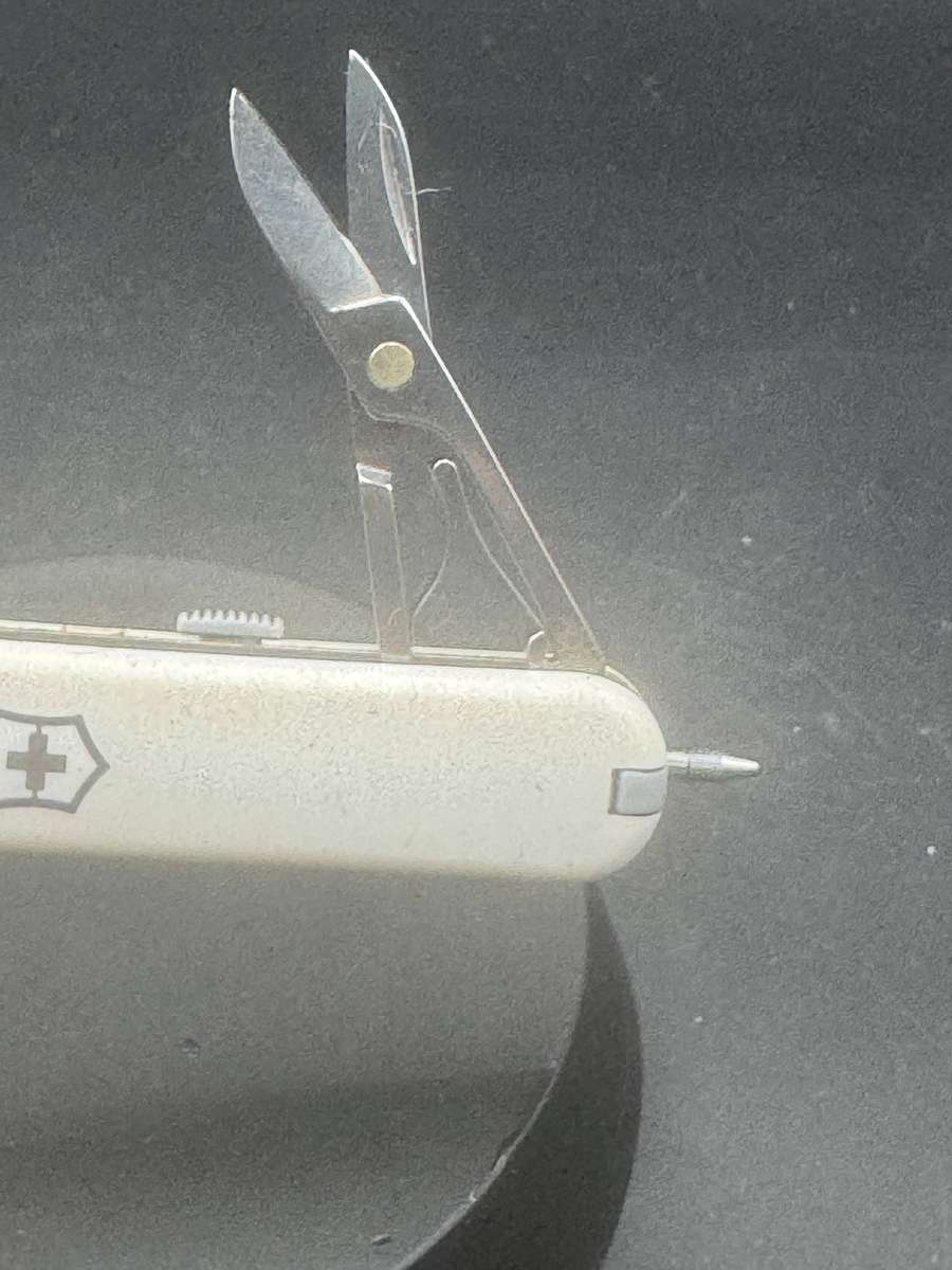 Victorinox Signature