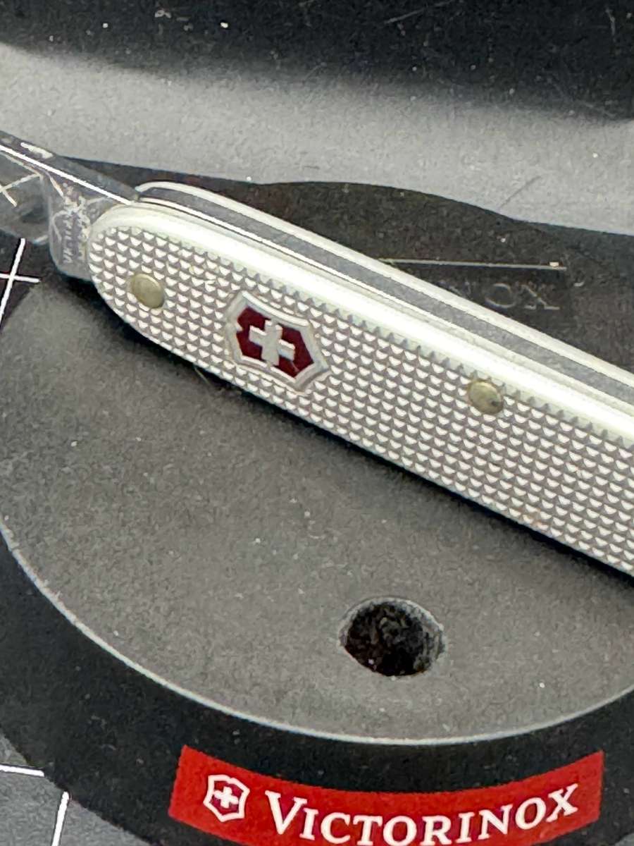 Victorinox Swiss Army 1 Single Blade Alox Silver 93mm