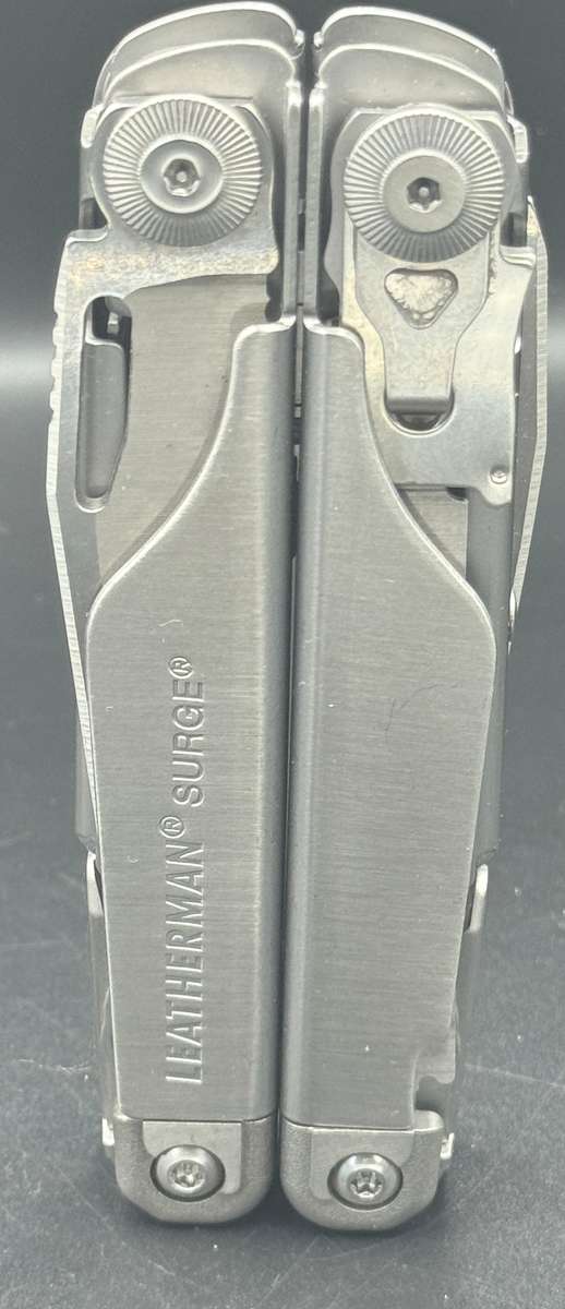 Leatherman Surge