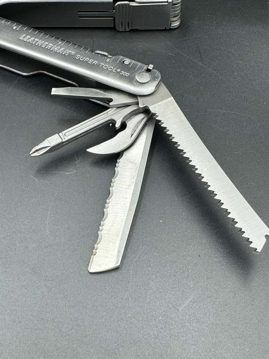 Leatherman Supertool 300
