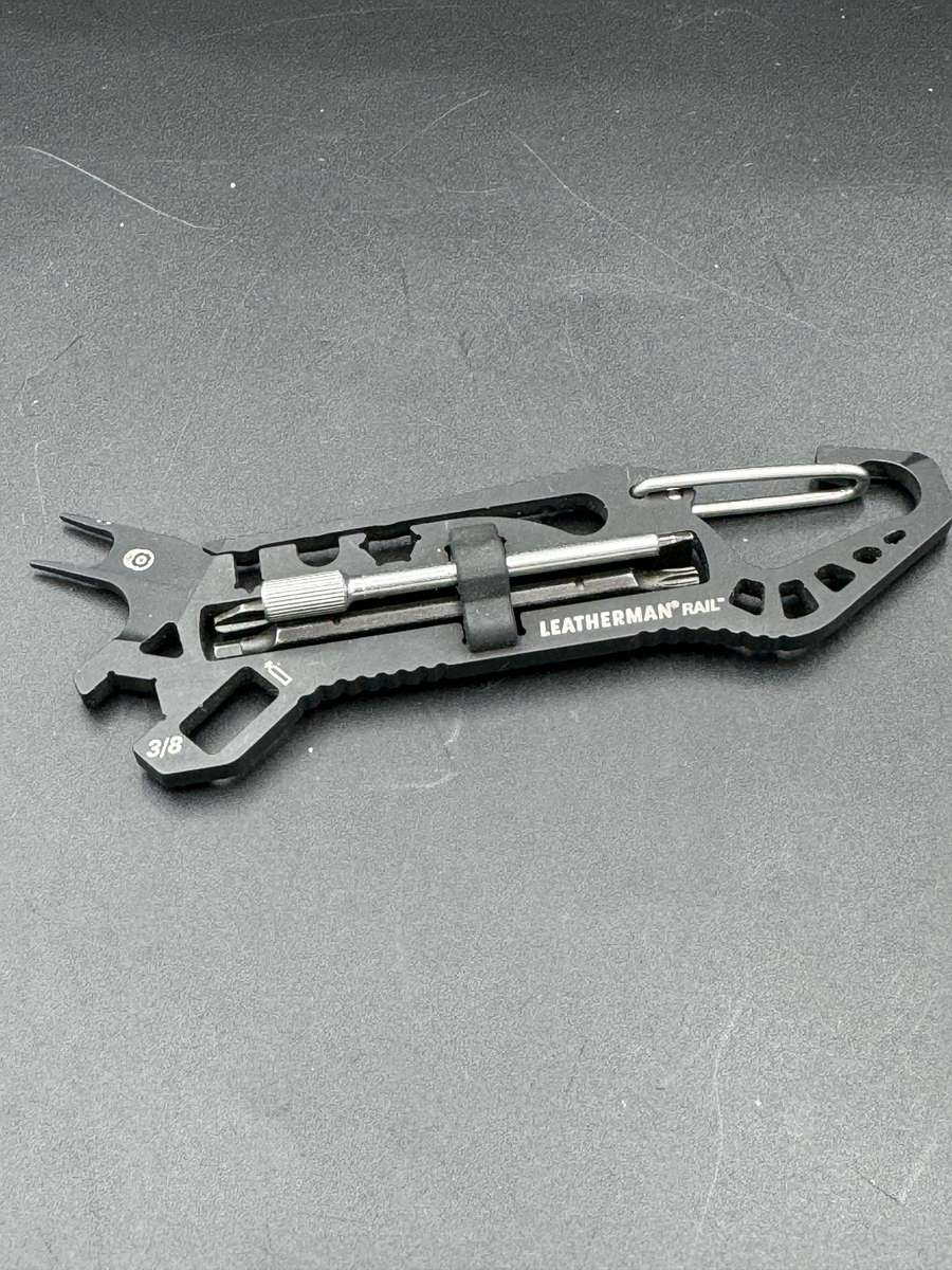 Leatherman Rail