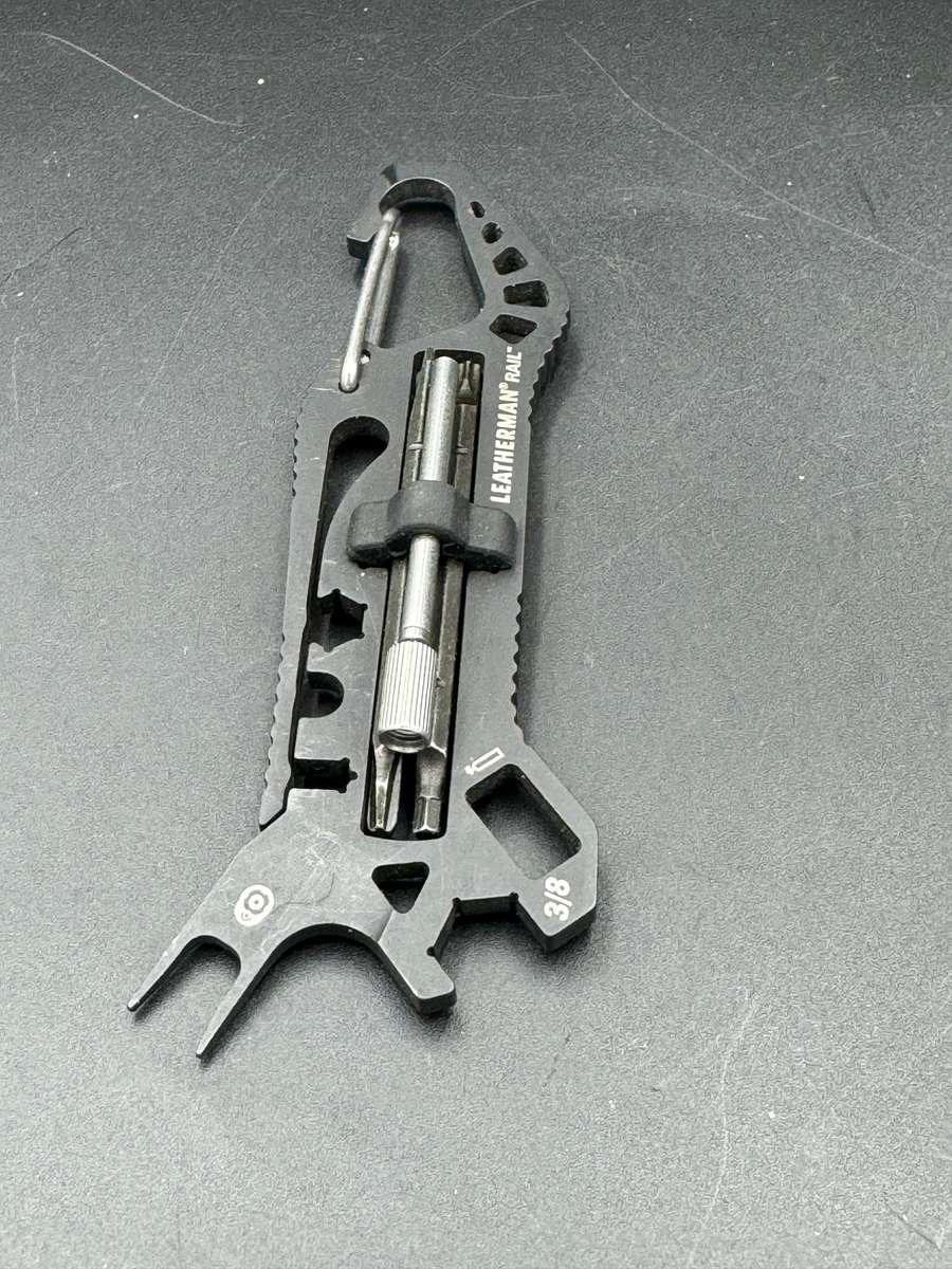 Leatherman Rail