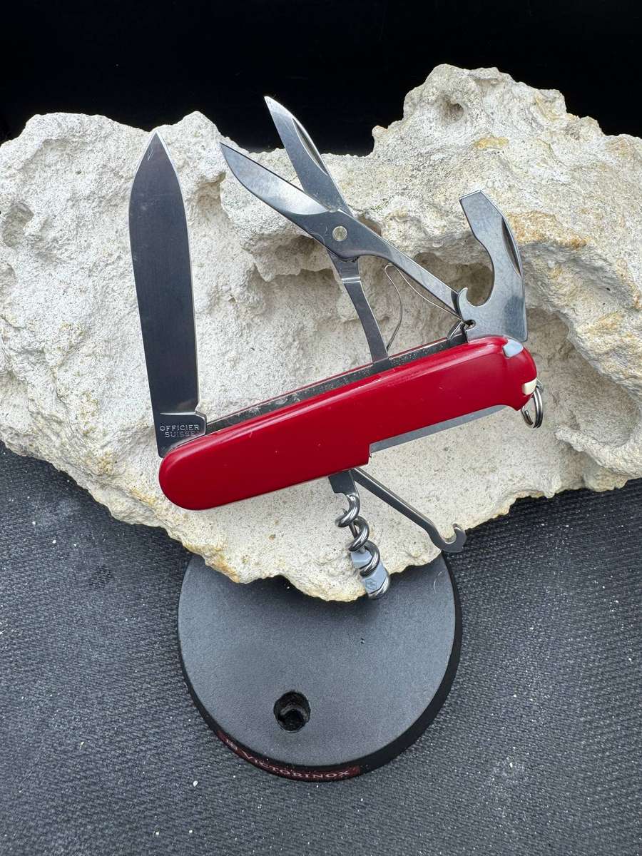 Victorinox Compact Pocket Knife - 91mm