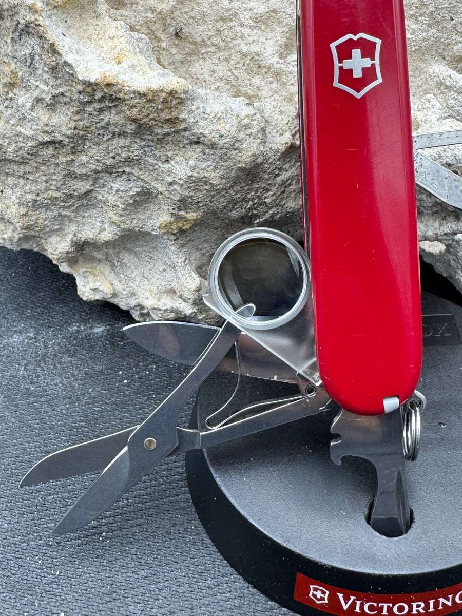 Victorinox Explorer Red 91mm