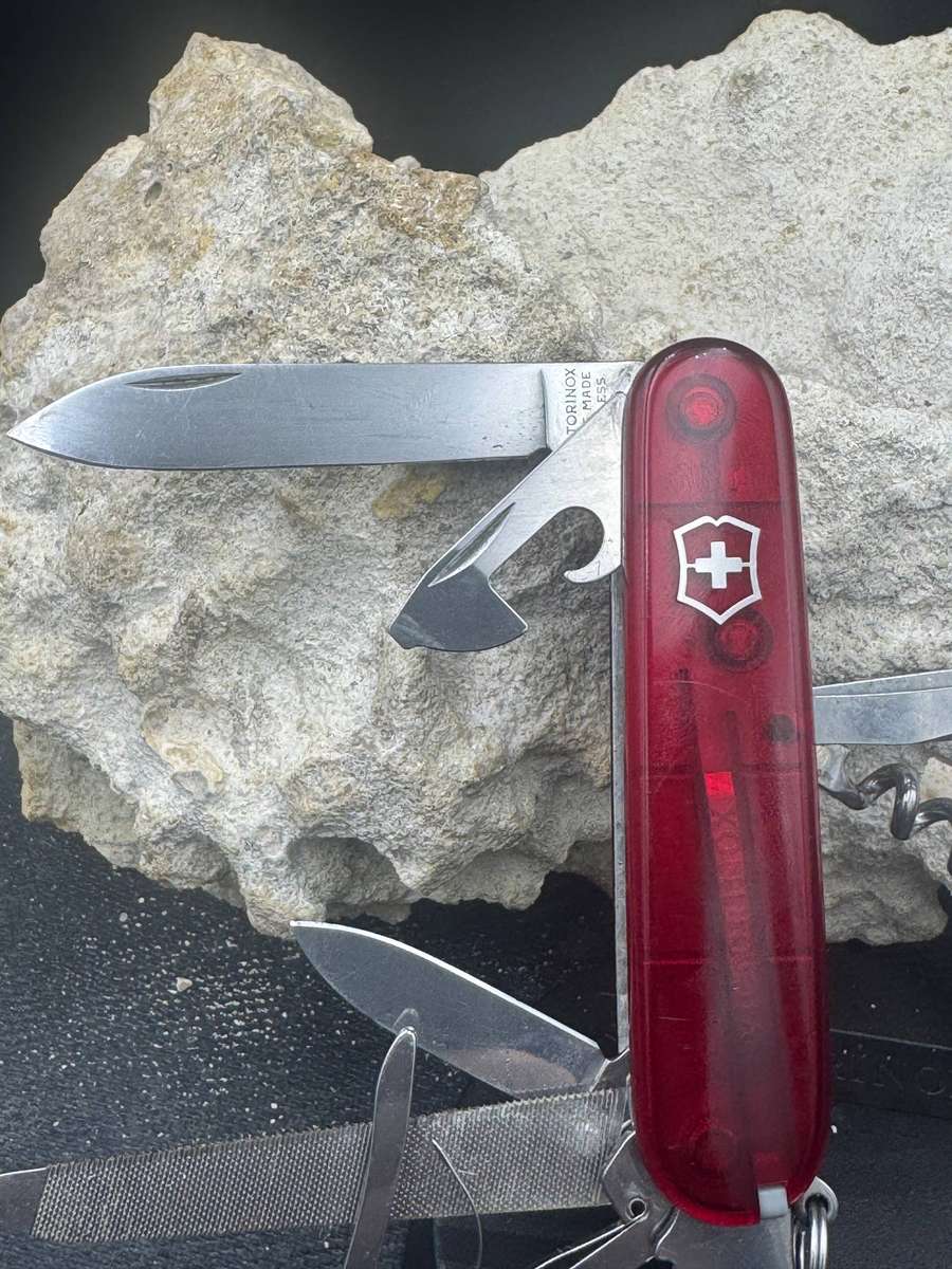 Victorinox Mountaineer Red 91mm
