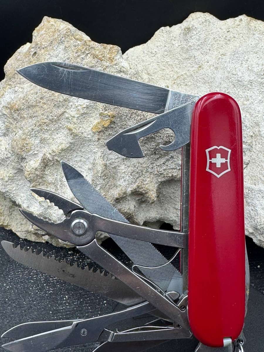 Victorinox Handyman Red 91mm