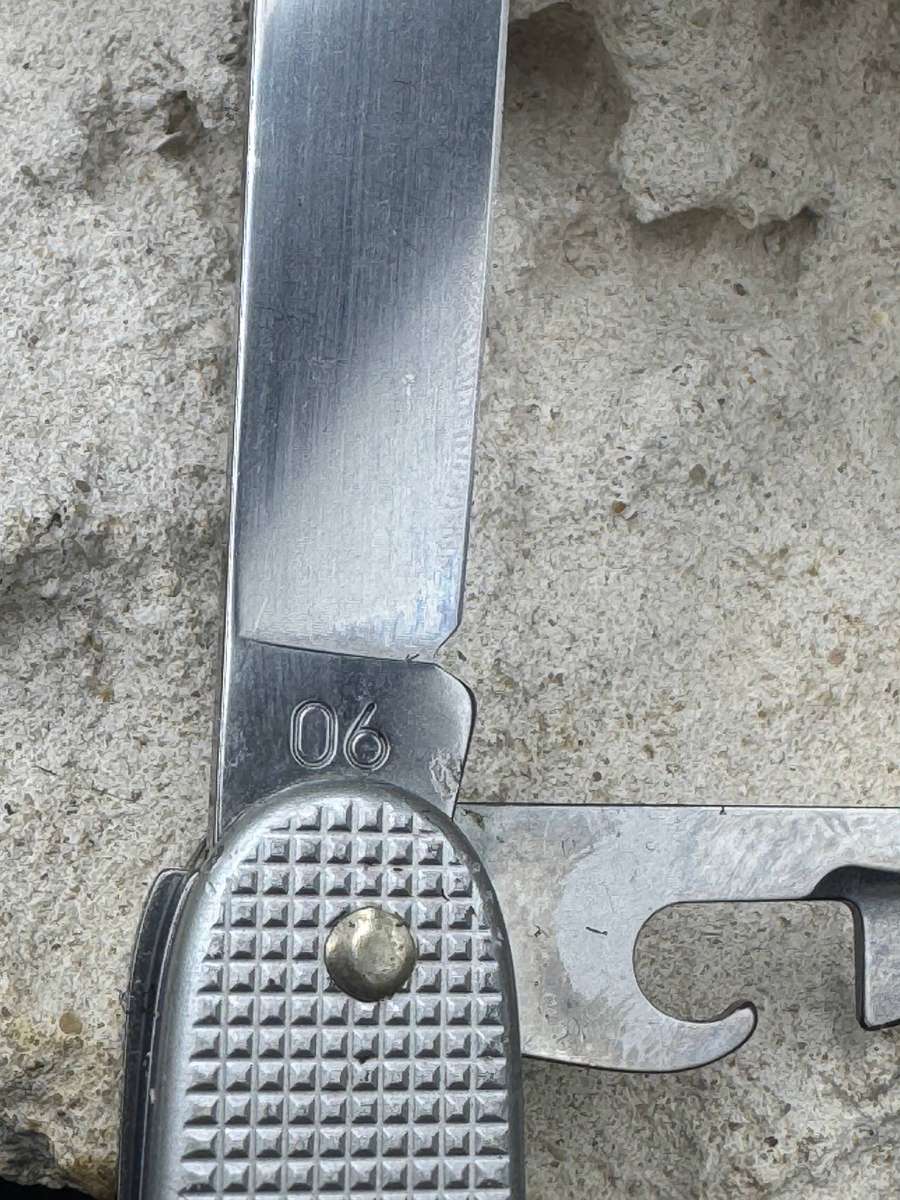 Victorinox Soldier 2006